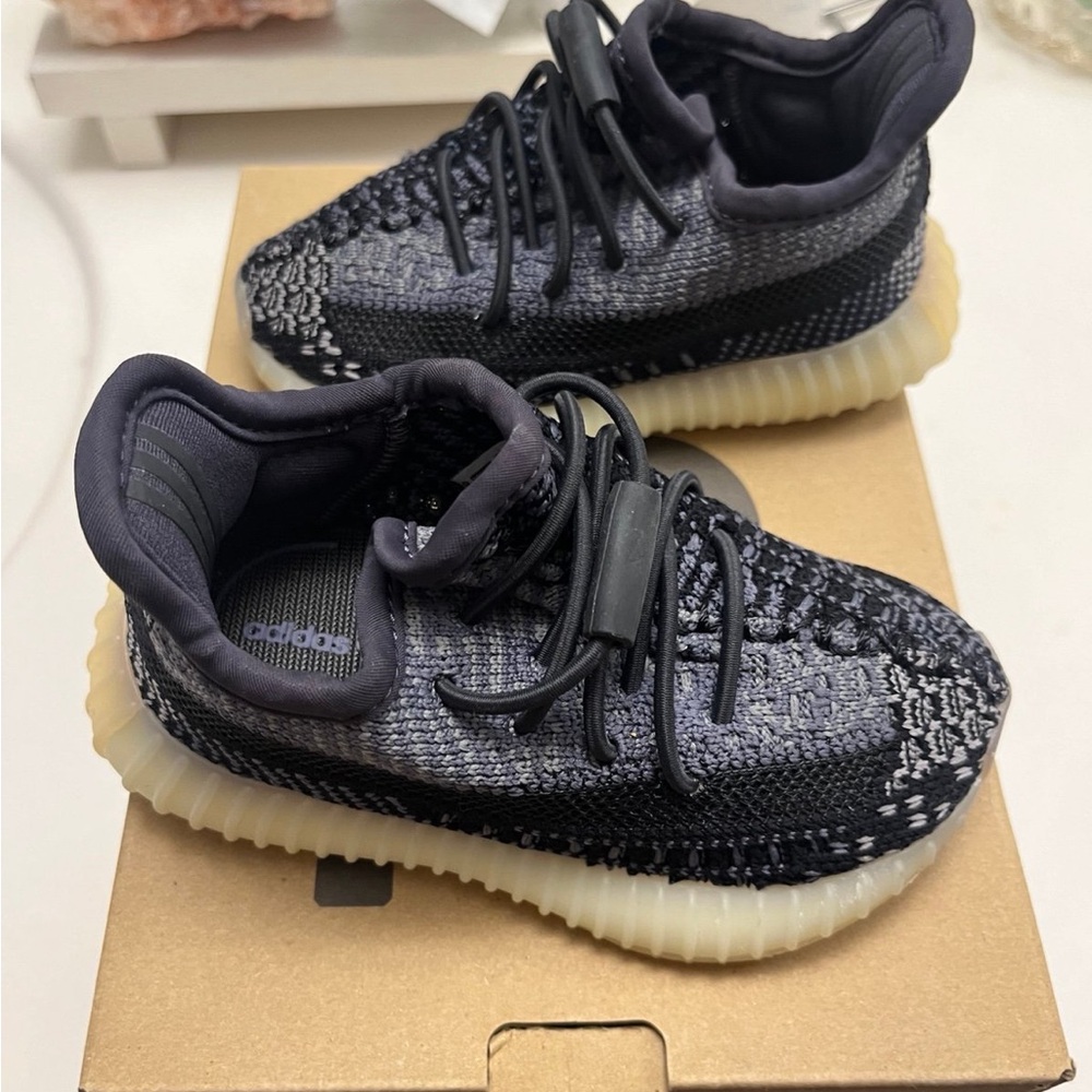 Adidas Yeezy Boost 350 V2 Infant Carbon
